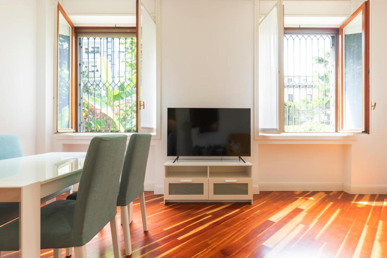 Suite 15Min Duomo - Well Connected With Center Милано Екстериор снимка
