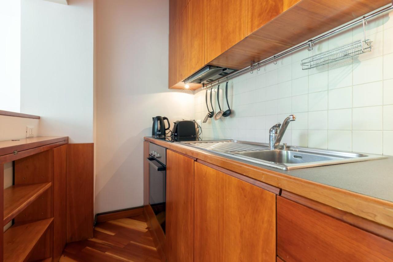 Suite 15Min Duomo - Well Connected With Center Милано Екстериор снимка